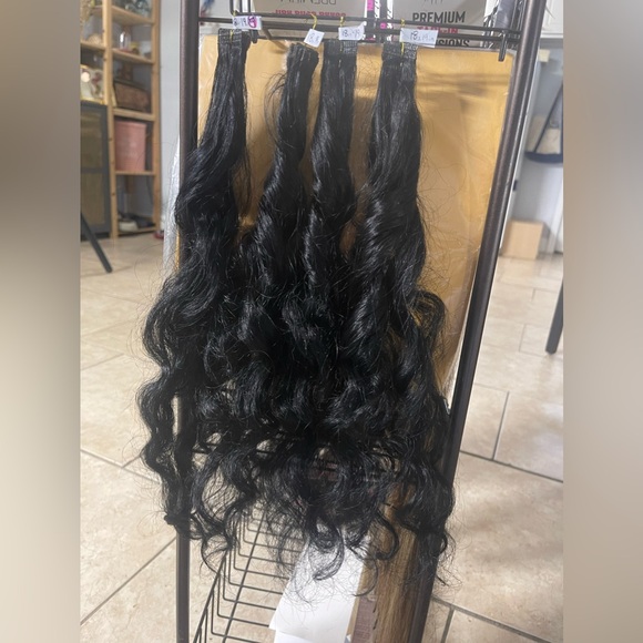 38 Curly Tape-in Extensions-black 19 in long - DONNA BELLA - Picture 1 of 11